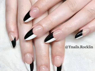 Y Nails