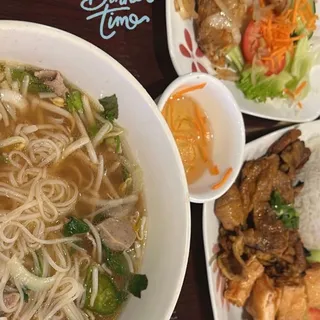 40. Charbroiled Meat with Vermicelli