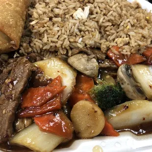 L8 steak kow lunch - good if you're looking for basic steak with a gravy sauce.