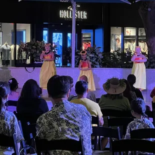 Nā Lei O Ka 'Iwa Ha'a I Ka Lani - Hui 'Iwa Academy