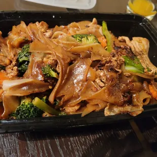 Pork pad see ew