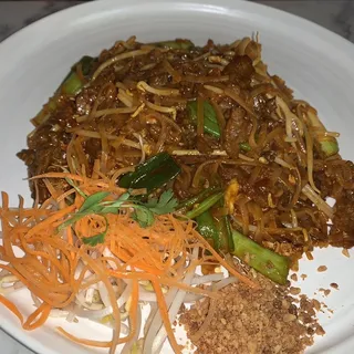Pad Thai (pick your choice of meat)