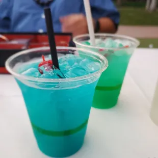 Unlimited Alcoholic and Non-alcoholic drinks!