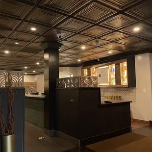 the kitchen and bar