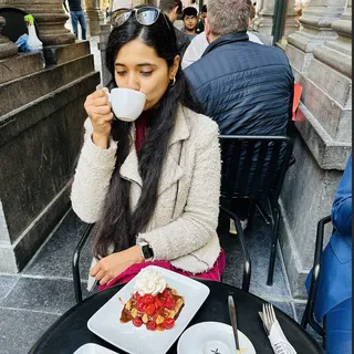Shreya S.