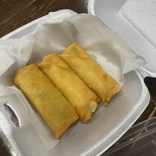 4 Pieces Spring Rolls