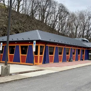 Exterior of restaurant