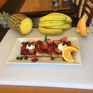French toast with mix fruits