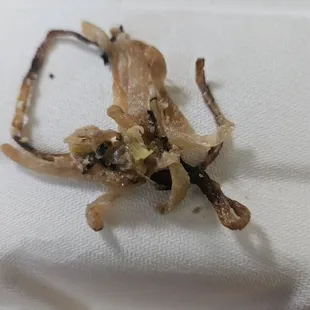 This was just a small amount on the top I didn't dig inside I lifted up the bun and it was all over