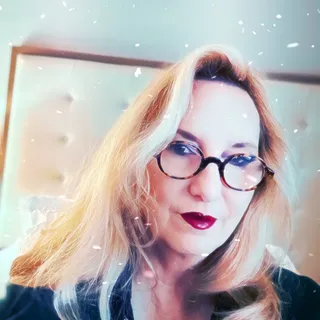 Christie S.