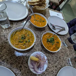 Paneer Makhani, Kadhai Paneer, Mushroom Masala, Garlic Nan and Onion