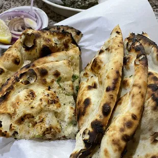 Tandoori roti and garlic naan