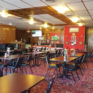 2017-09-16. Kabob Castle. Clinton Twp. MI. Interior. Booths along the side, tables fill the middle. Dated, but you&apos;re here for food right?