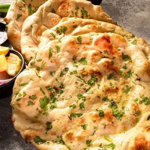 Garlic naan