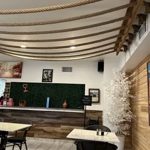 sushi and sashimi, interior