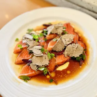 Saikou Salmon Sashimi with Fresh black truffle