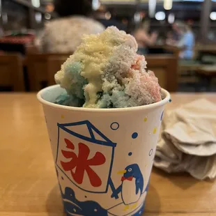 Shaved ice with condensed milk