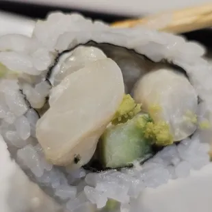 Scallop roll