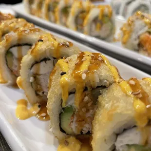 Vegas Roll w/ Dynamite Sauce