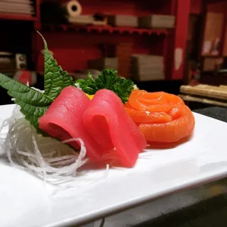 Tuna & Salmon Sashimi 7 pcs **