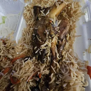 Qabiki Palau - Lamb shank was under the rice