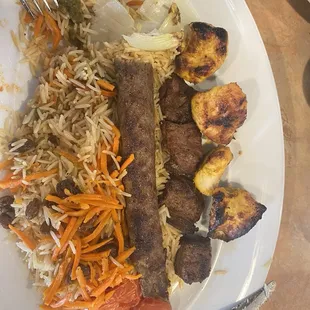 Platter w/chicken &amp; steak kabobs &amp; beef kofta &amp; Afghan rice