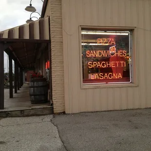 Pizza Pizza!! Love this place