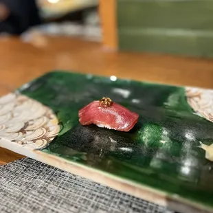 toro nigiri piece