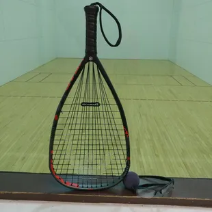 Have nice racquetball courts in the summer time the swamp cooler puts a lot of dust down but it still playable