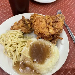 food, bbq wings, fried chicken wings, chicken wings and fried chicken, poultry, chicken wings, chicken, bbq chicken, fried chicken