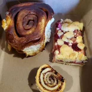 Cinnamon roll, berry rhubarb crumble bar and chocolate rugelach