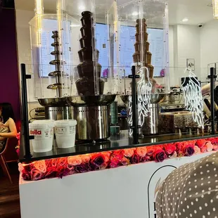 Chocolate fountains