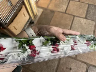 Lina's Lei & Flowers