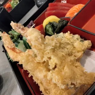 2 dish teishoku, rice and miso soup included