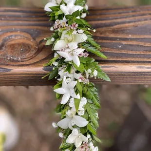 Lei po&apos;o (flower crown)