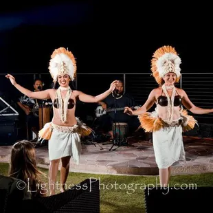 Luau show