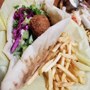 Falafel sandwich
