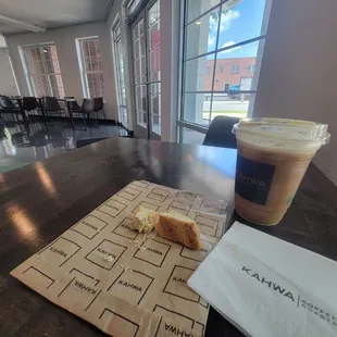 Nitro Coldbrew and Biscotti