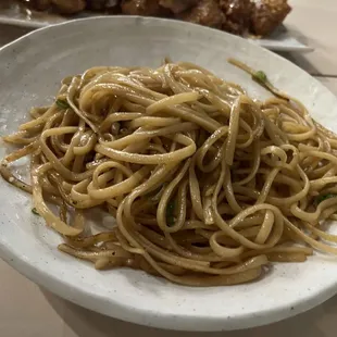 Garlic Noodles