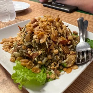 La Phe Tot (tea Leaf salad)