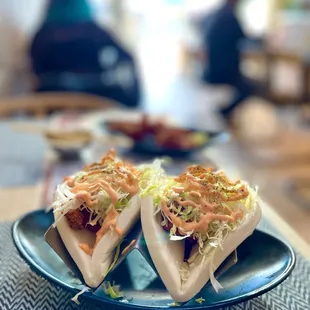 Crispy Chicken Steamed Buns