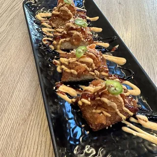 Crispy rice cake with spicy tuna