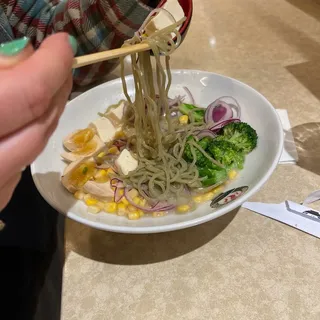 Creamy vegan tonkotsu ramen