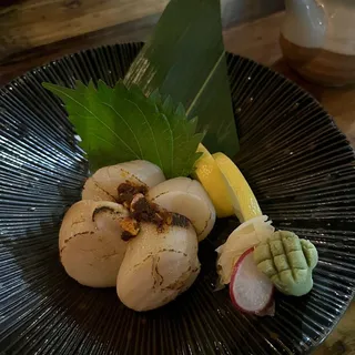 Scallop Sashimi