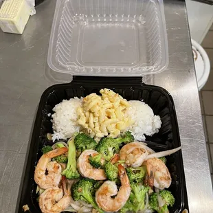 shrimp, broccoli, and rice
