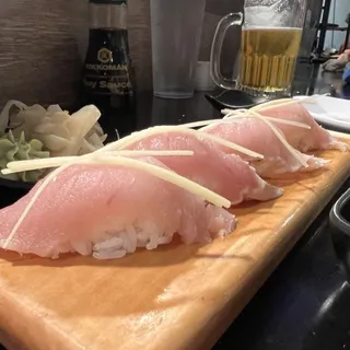 Albacore Sushi (2pcs)