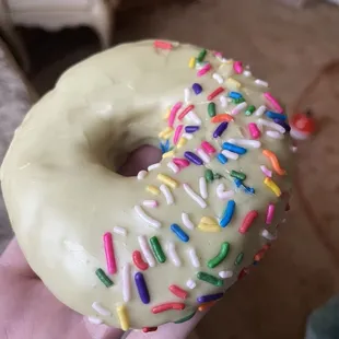 Lime sprinkle donut