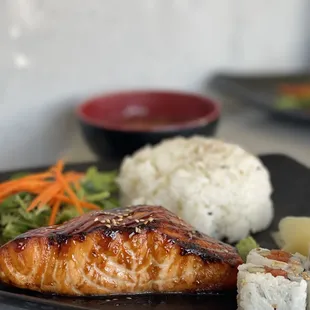 grilled fish, seafood, grilled seafood, fish, food