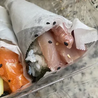 Yellowtail Hand Roll