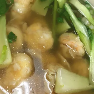 97. Chicken Wonton Soup with Rice or Egg Noodle